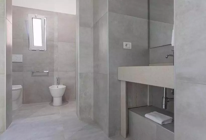 ペンション Lucente Rooms & Suites