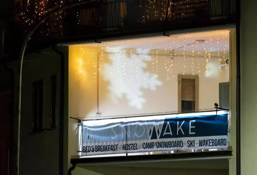 پانسیون Snowake House