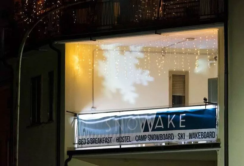 پانسیون Snowake House