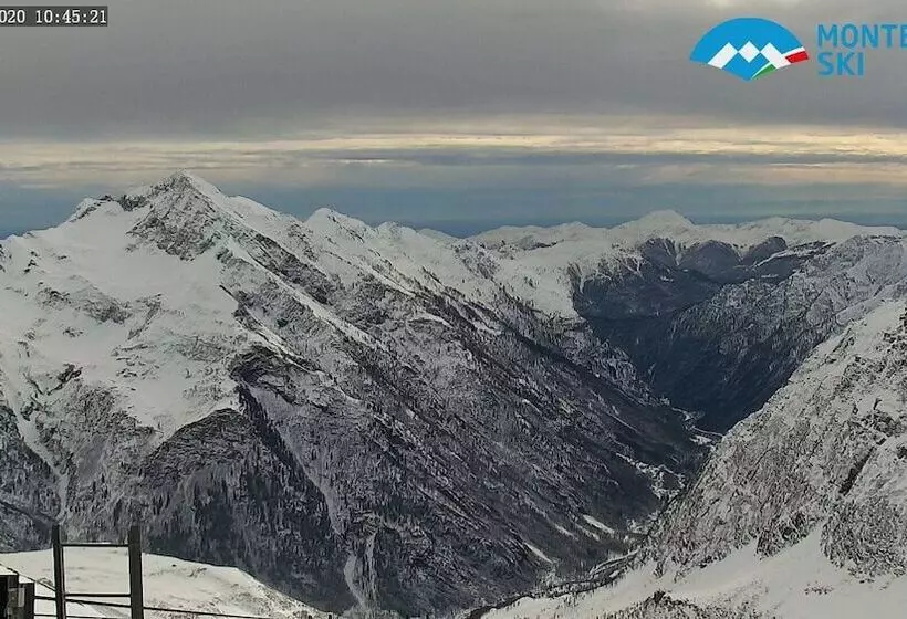 Residenssi Alagna2000