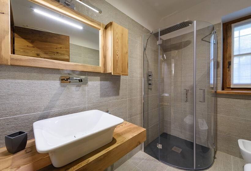 إقامة Alagna2000