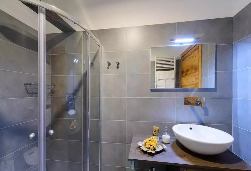 Residenssi Alagna2000