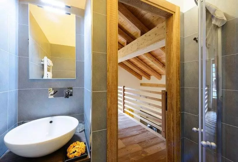 Residenssi Alagna2000