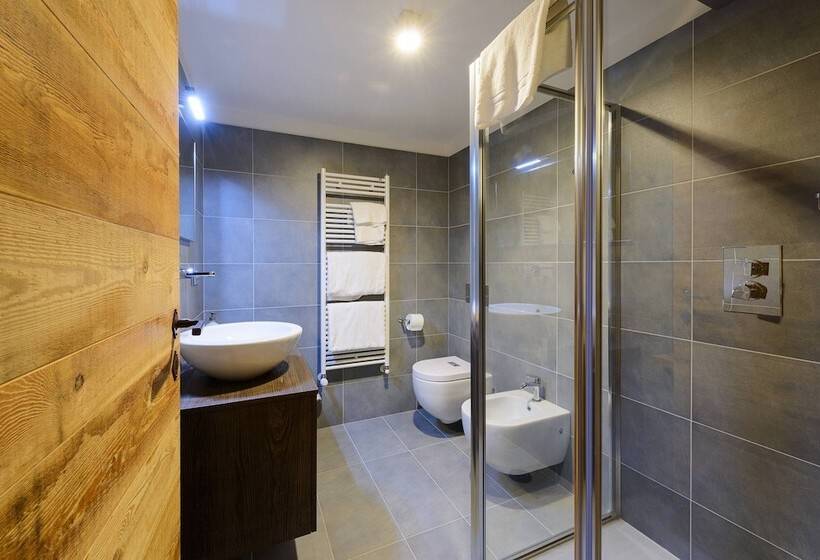 إقامة Alagna2000