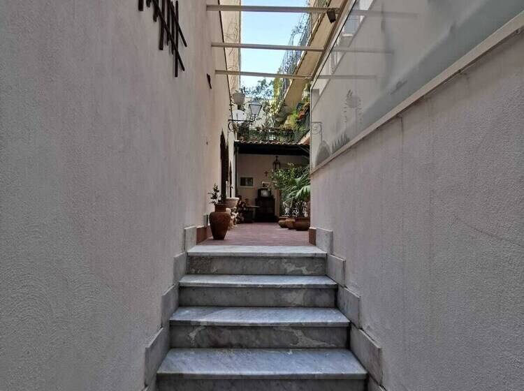 مبيت وإفطار A Casa Di Amedeo