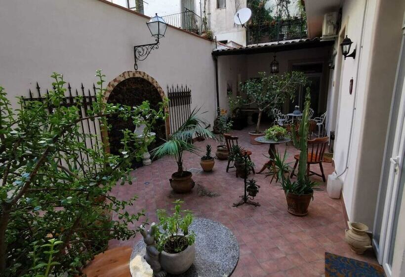 مبيت وإفطار A Casa Di Amedeo