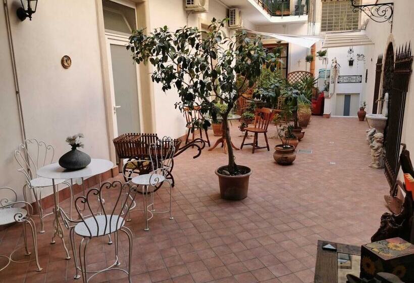 مبيت وإفطار A Casa Di Amedeo