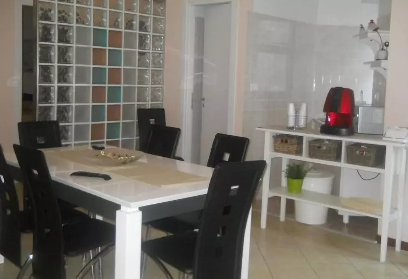 تختخواب و صبحانه Casa Maravigna