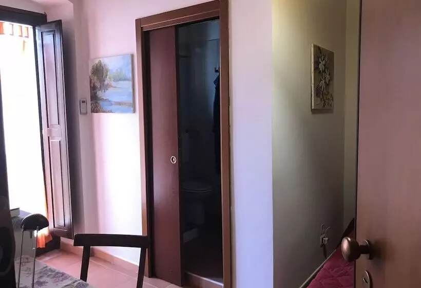 تختخواب و صبحانه Castelduomo Dimore Deluxe