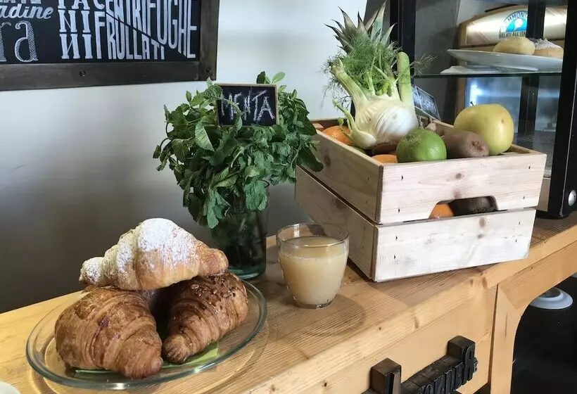 تختخواب و صبحانه Castelduomo Dimore Deluxe