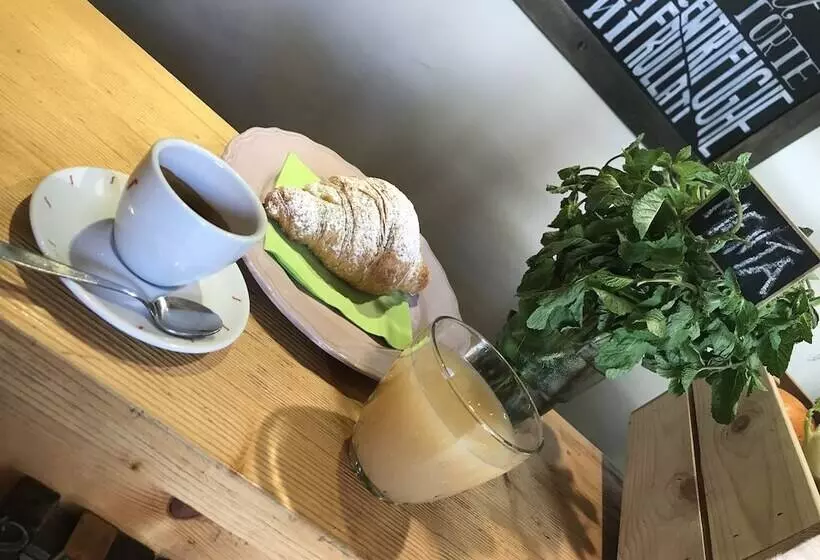 تختخواب و صبحانه Castelduomo Dimore Deluxe