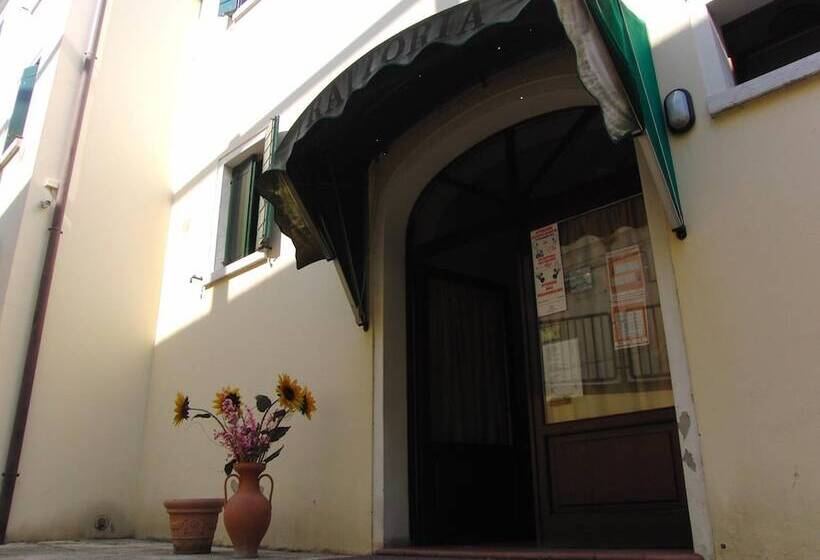 فندق Locanda Alla Stazione