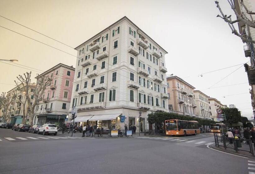 بنسيون Ca Vour