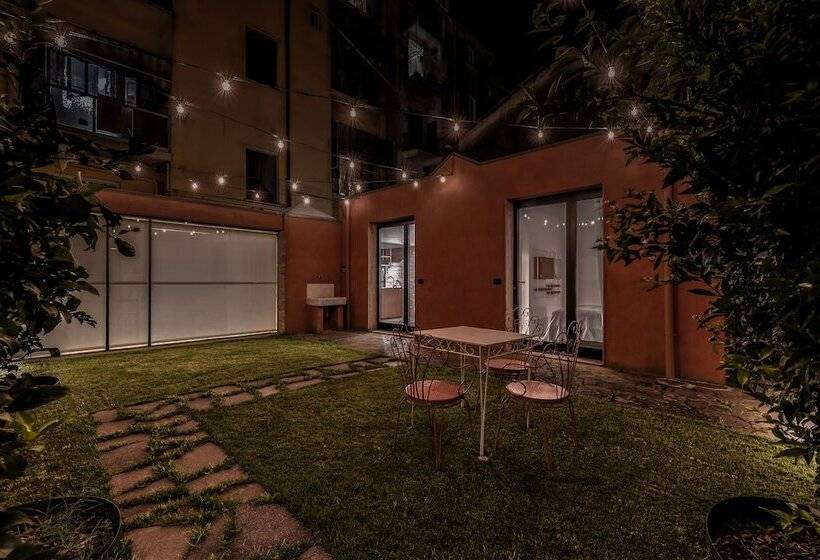 بنسيون Microcosmo La Spezia