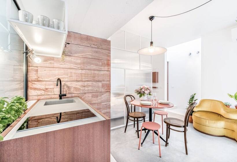 بنسيون Microcosmo La Spezia