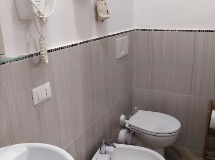 بنسيون Tre Orologi