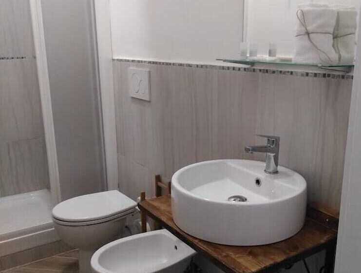 بنسيون Tre Orologi