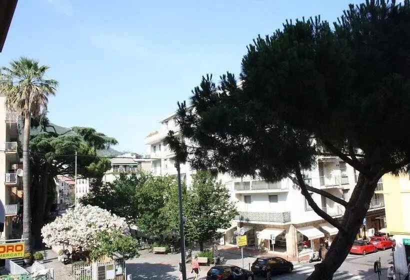 ベッドアンドブレックファースト Glem Rooms & Breakfast