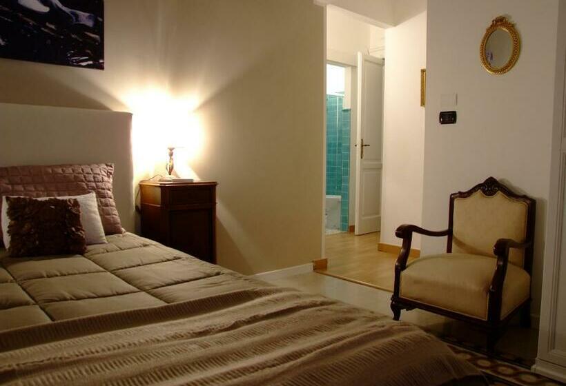 تختخواب و صبحانه L Una Di Notte