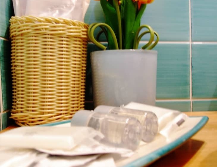 تختخواب و صبحانه L Una Di Notte