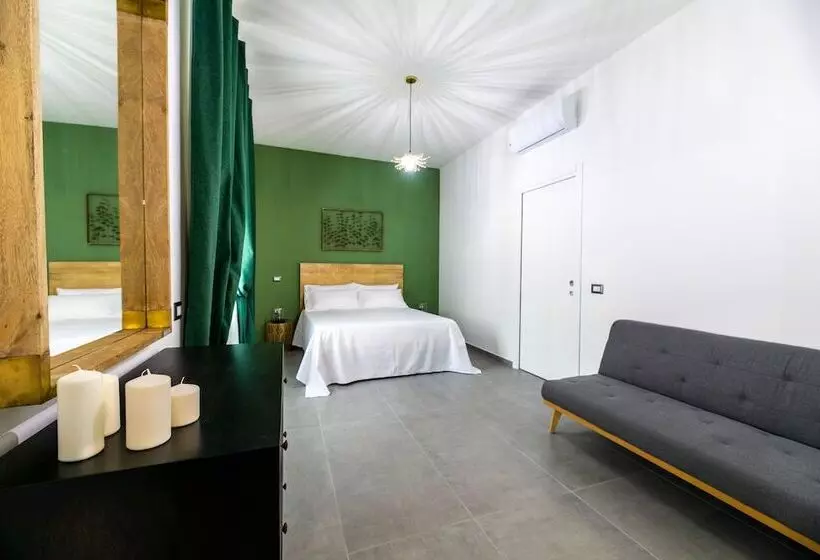 Aamiaismajoitus (B&B) Monca S House