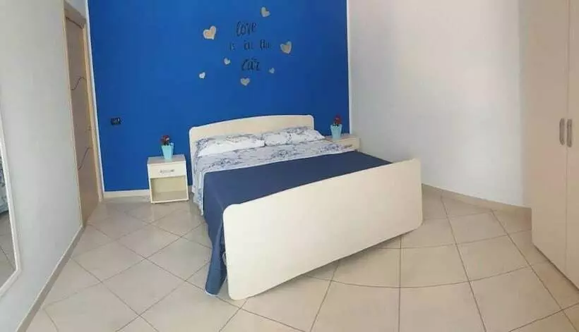 Aamiaismajoitus (B&B) Villa Mirto