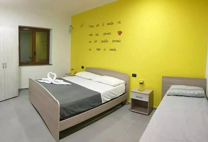 Aamiaismajoitus (B&B) Villa Mirto