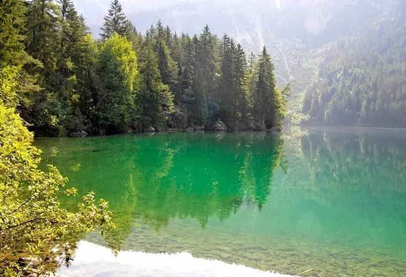 Maaseutuhotelli Agritur Le Pergolette