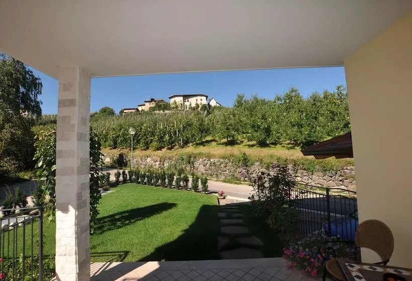 Maaseutuhotelli Agritur Le Pergolette