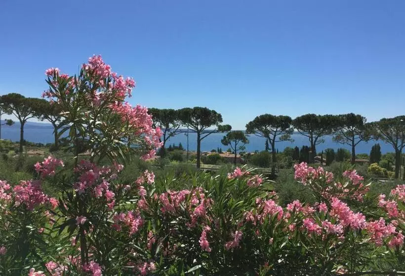 Maaseutuhotelli Agriturismo Nonna Bettina