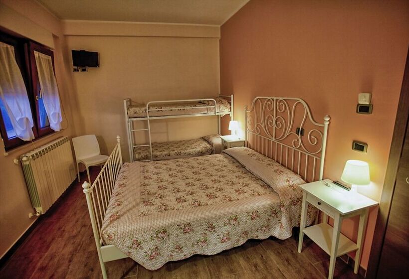 فندق ريفى Il Vecchio Pollaio