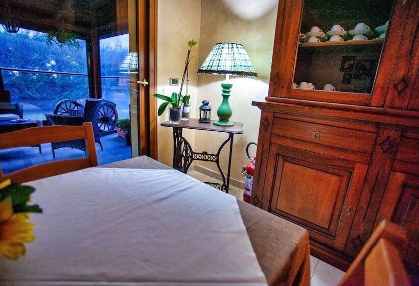 فندق ريفى Il Vecchio Pollaio