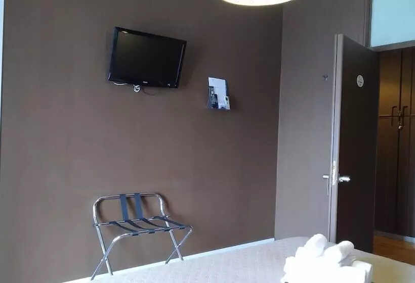 پانسیون Cconforthotels R&b Semplici Emozioni   Self Check In