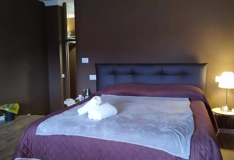 پانسیون Cconforthotels R&b Semplici Emozioni   Self Check In