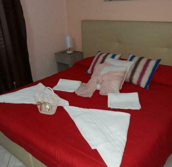 ベッドアンドブレックファースト Affittacamere Il Cortile