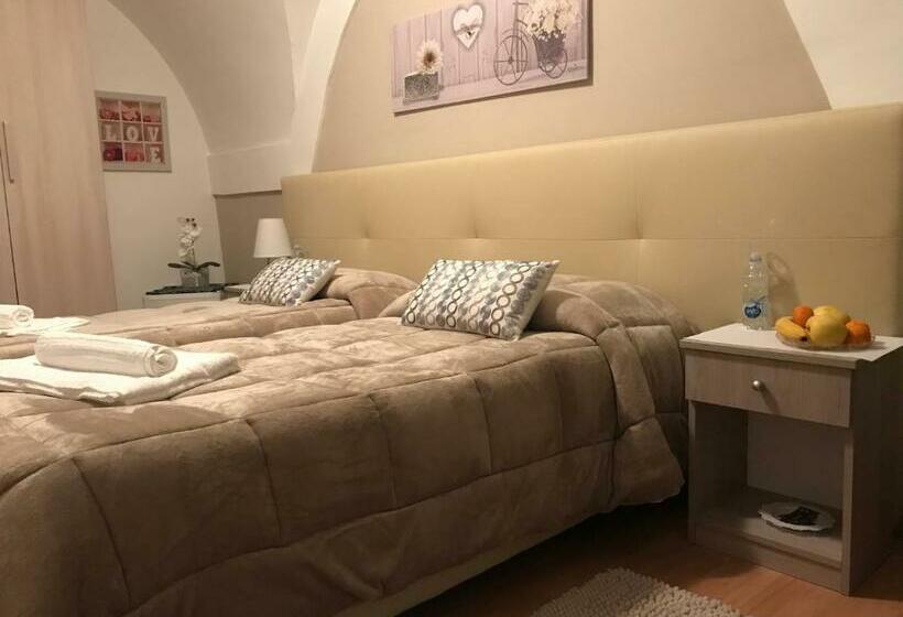 ベッドアンドブレックファースト Affittacamere Il Cortile