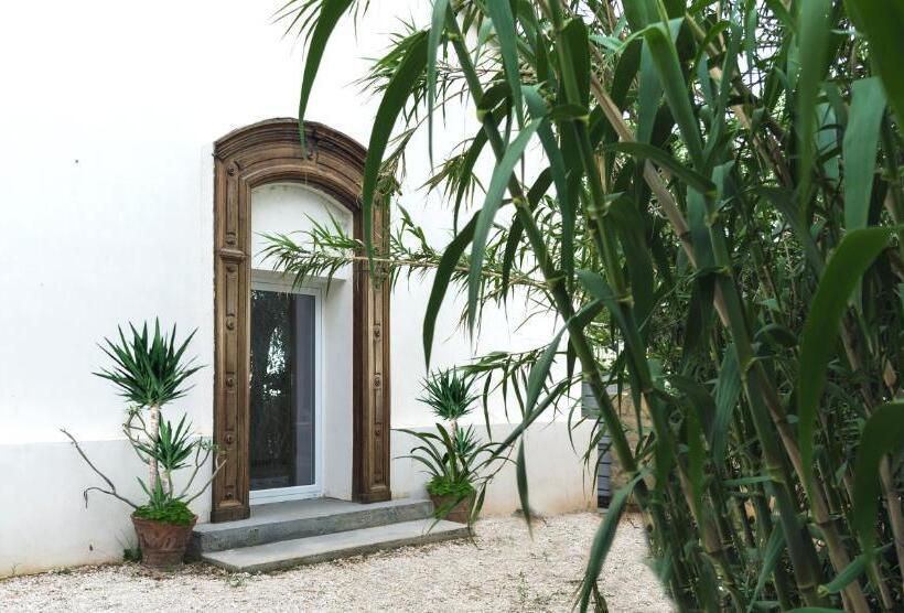 تختخواب و صبحانه Naturarte Guesthouse