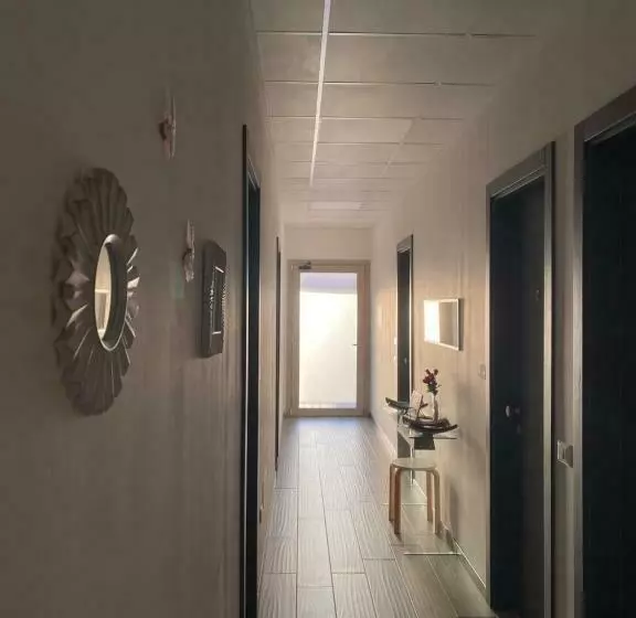 簡易ホテル Villa Mare