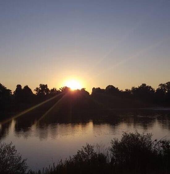 فندق Playa Di Valverde