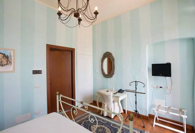 ホテル Tenuta Montezeglio