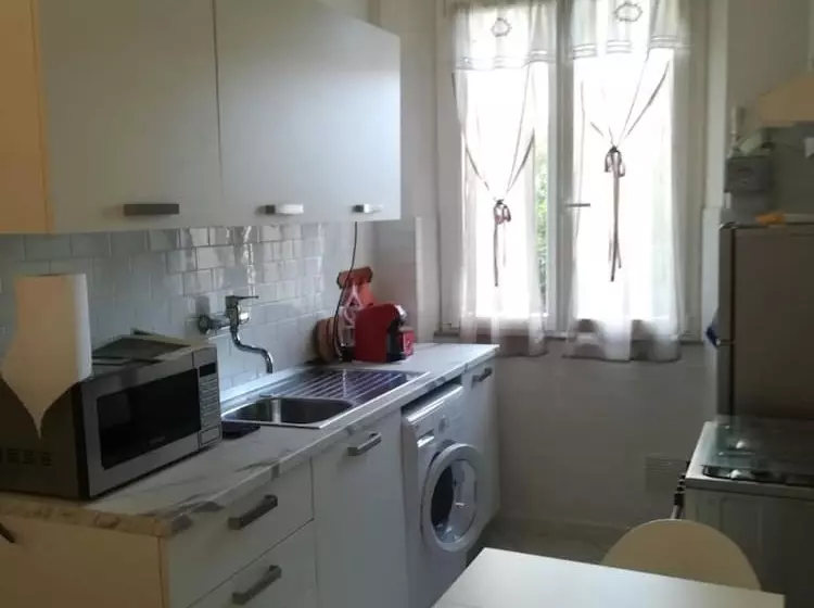 Là Mì Cà