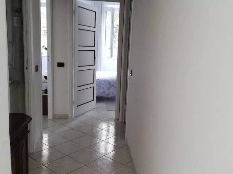 Là Mì Cà