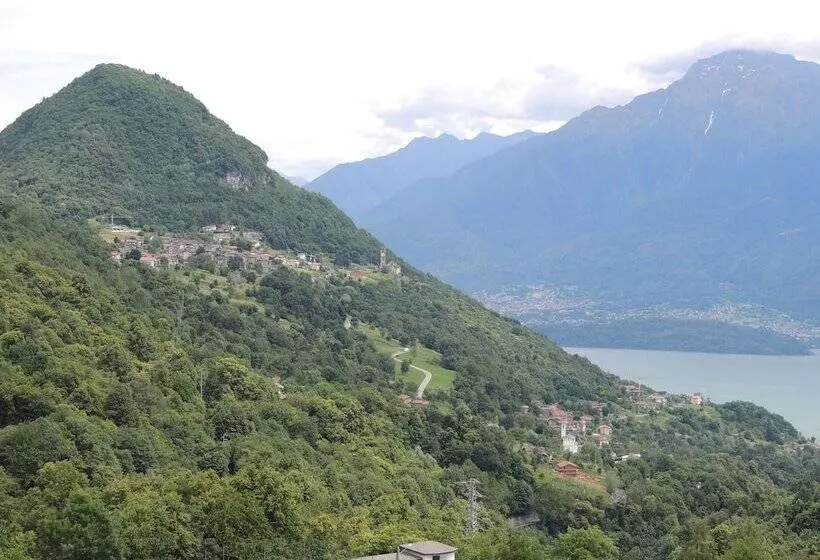 Ostello Dosso Del Liro