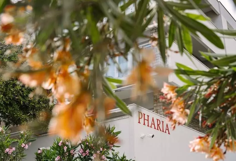 Aparthotel Pharia