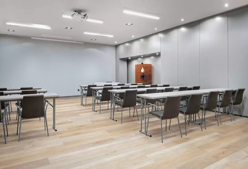 Ac Hotel Oviedo Fórum By Marriott