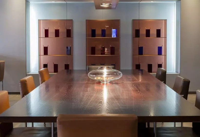 Ac Hotel Oviedo Fórum By Marriott