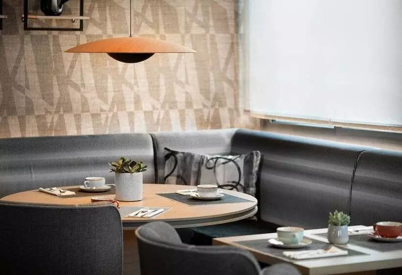 Ac Hotel Oviedo Fórum By Marriott