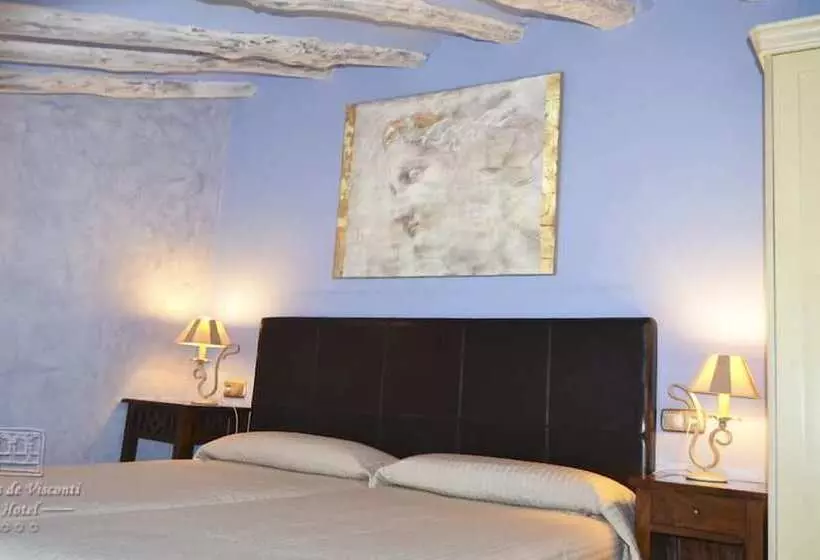 فندق Condes De Visconti