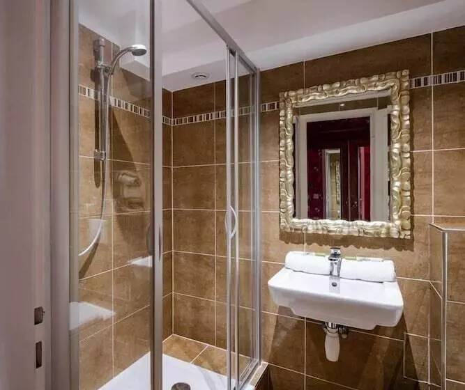 ホテル Des Deux Clefs