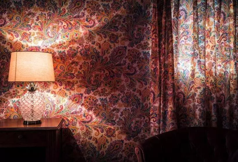 ホテル Des Deux Clefs